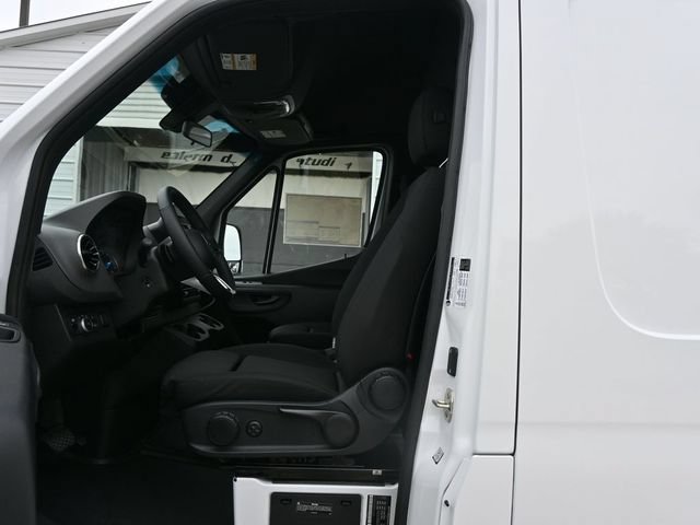 Certified 2024 Mercedes-Benz eSprinter 170 Cargo image 7