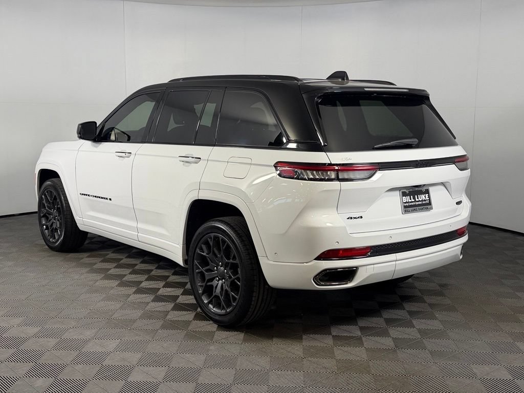 Used 2025 Jeep Grand Cherokee Summit w/ Obsidian Package AWD/4WD image 9