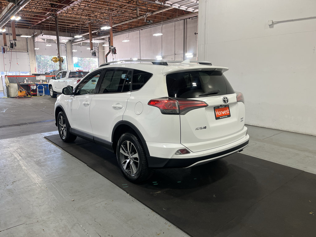 Used 2016 Toyota RAV4 XLE AWD/4WD image 8