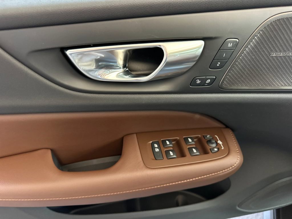 New 2026 Volvo V60 B5 Cross Country Plus w/ Climate Package image 10