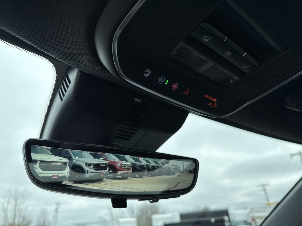 Certified 2025 Chevrolet Traverse RS w/ LPO, Floor Liner Package image 34