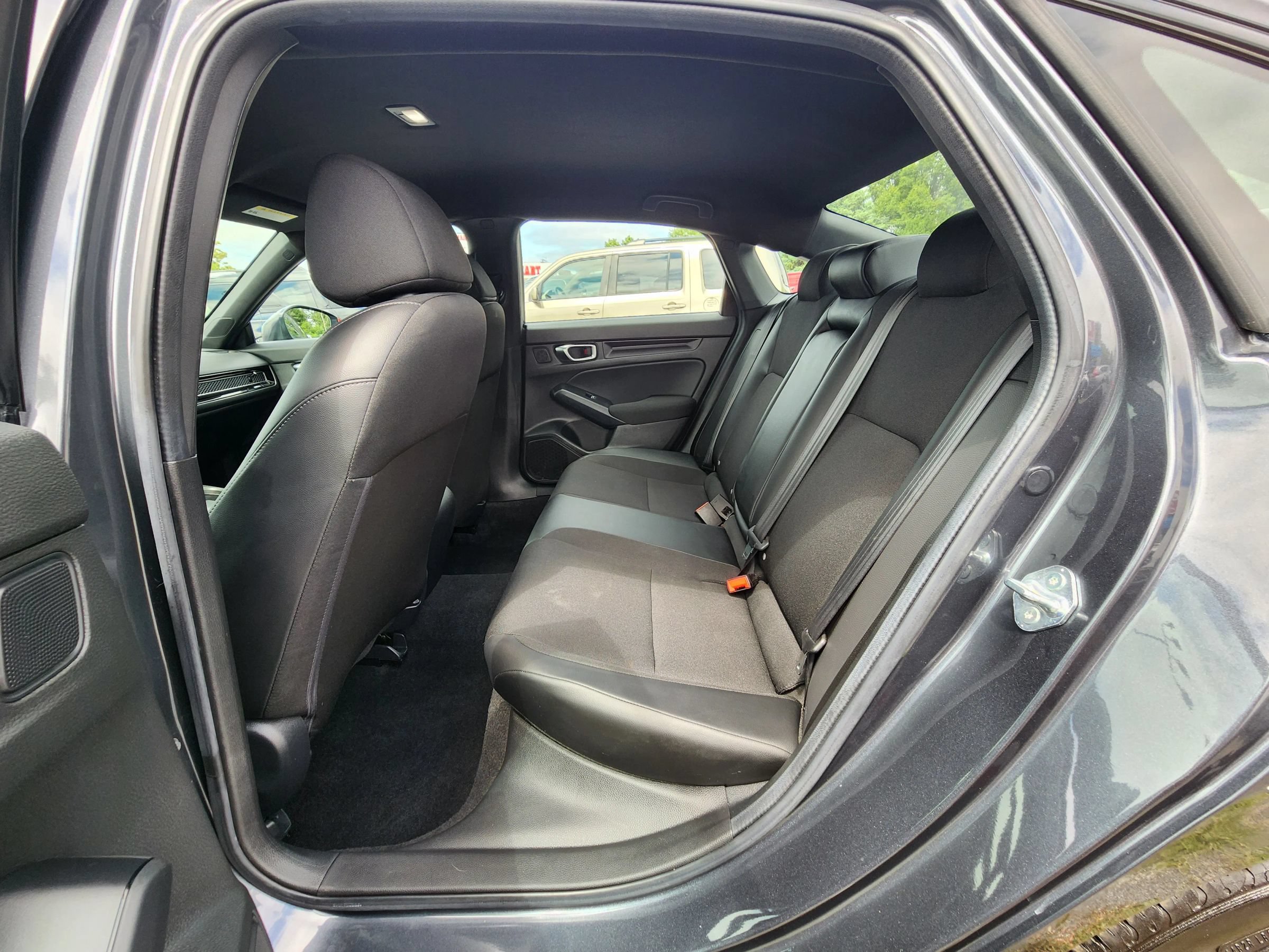 Used 2025 Honda Civic Sport image 18