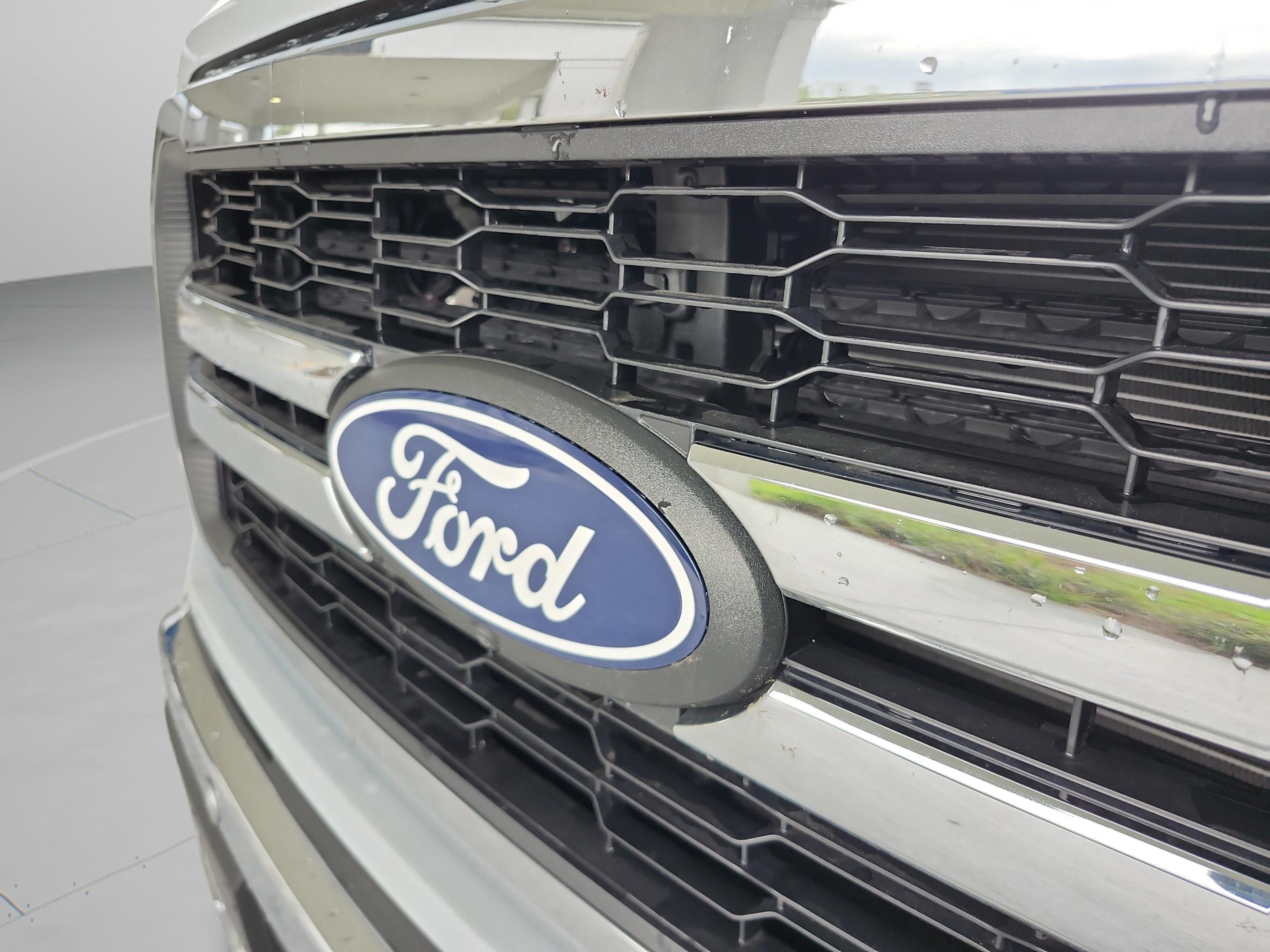 Used 2025 Ford F150 Lariat w/ Equipment Group 501A Mid AWD/4WD image 32