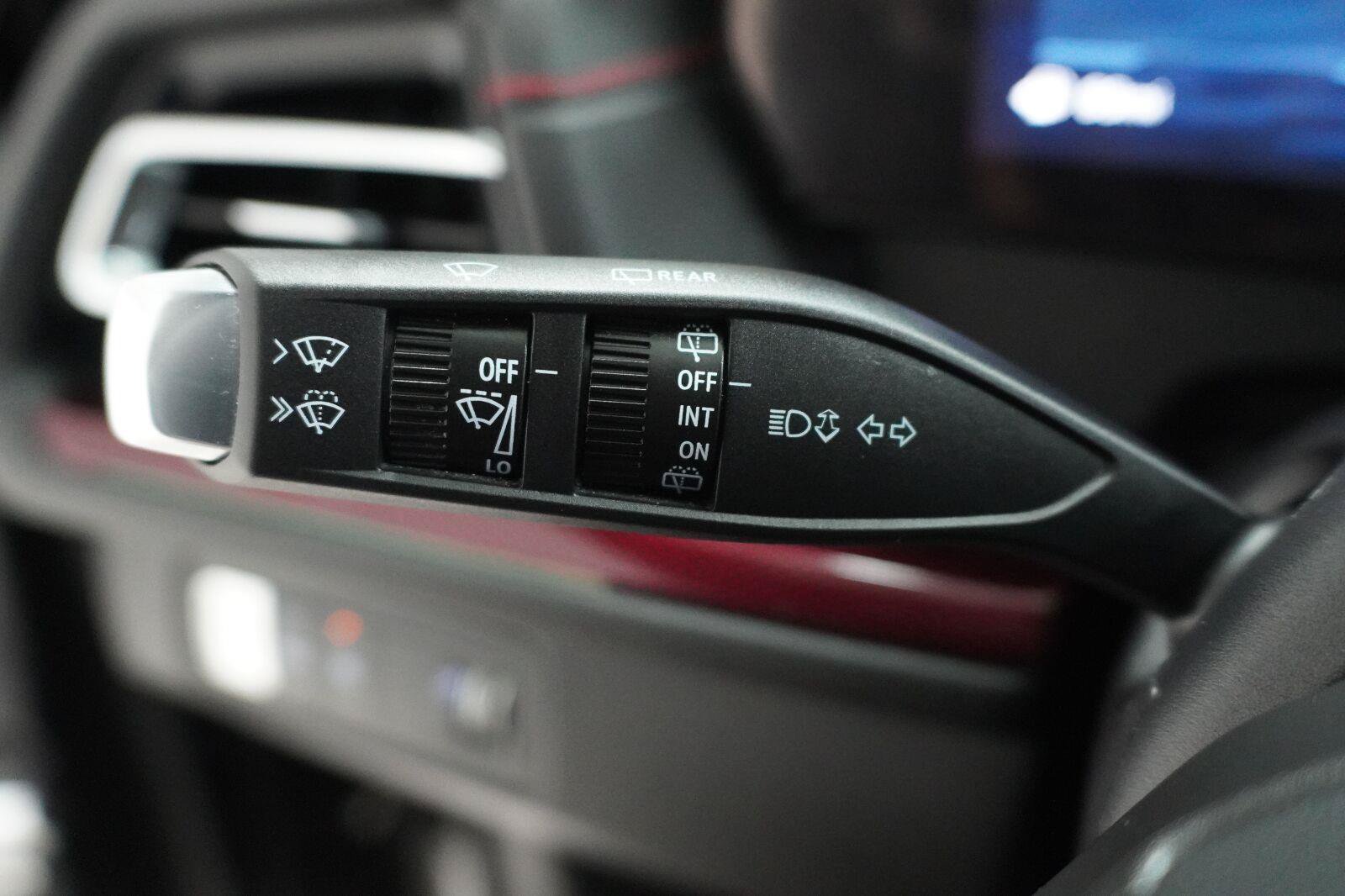 Used 2026 Chevrolet Traverse RS FWD image 9