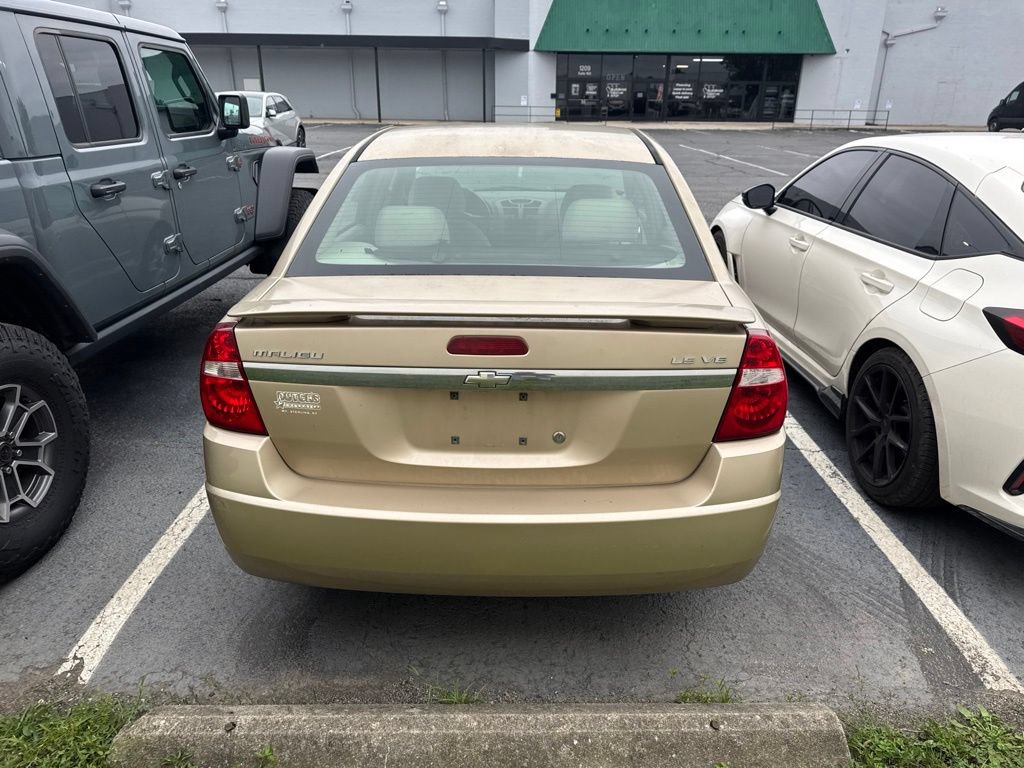 Used 2005 Chevrolet Malibu LS w/ Preferred Equipment Group FWD image 5