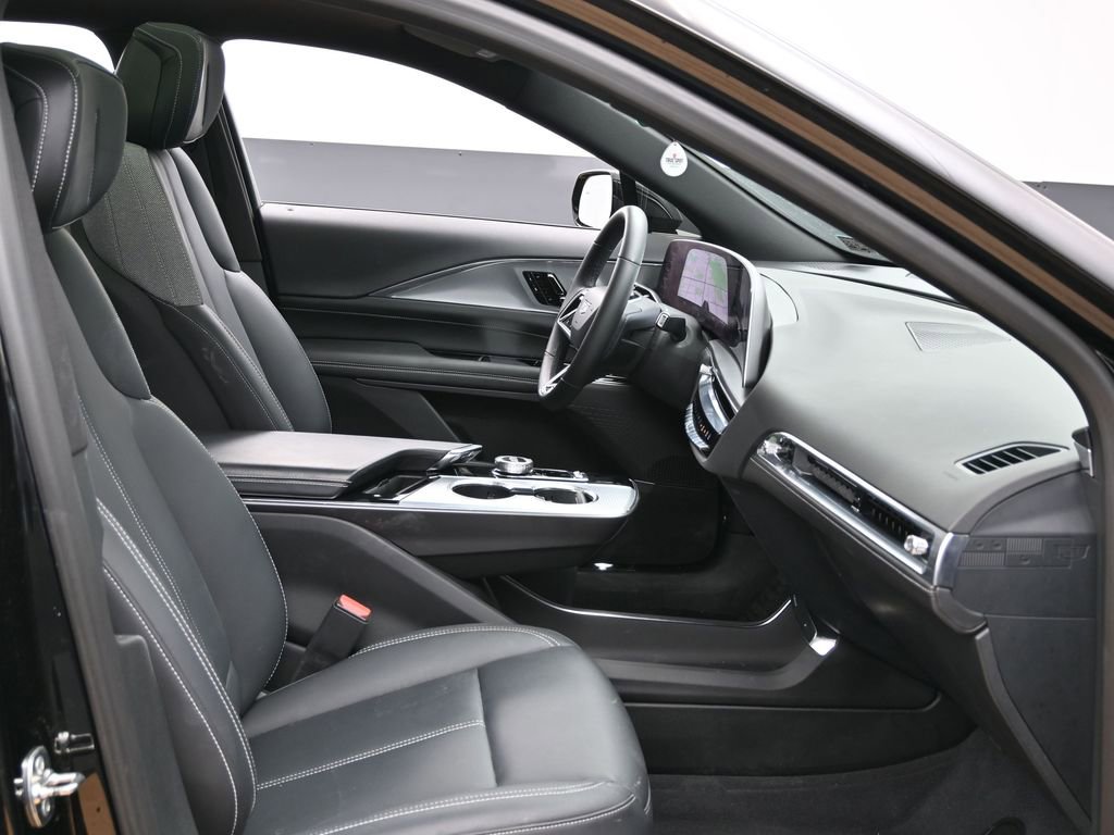 Used 2024 Cadillac Lyriq Tech RWD image 37
