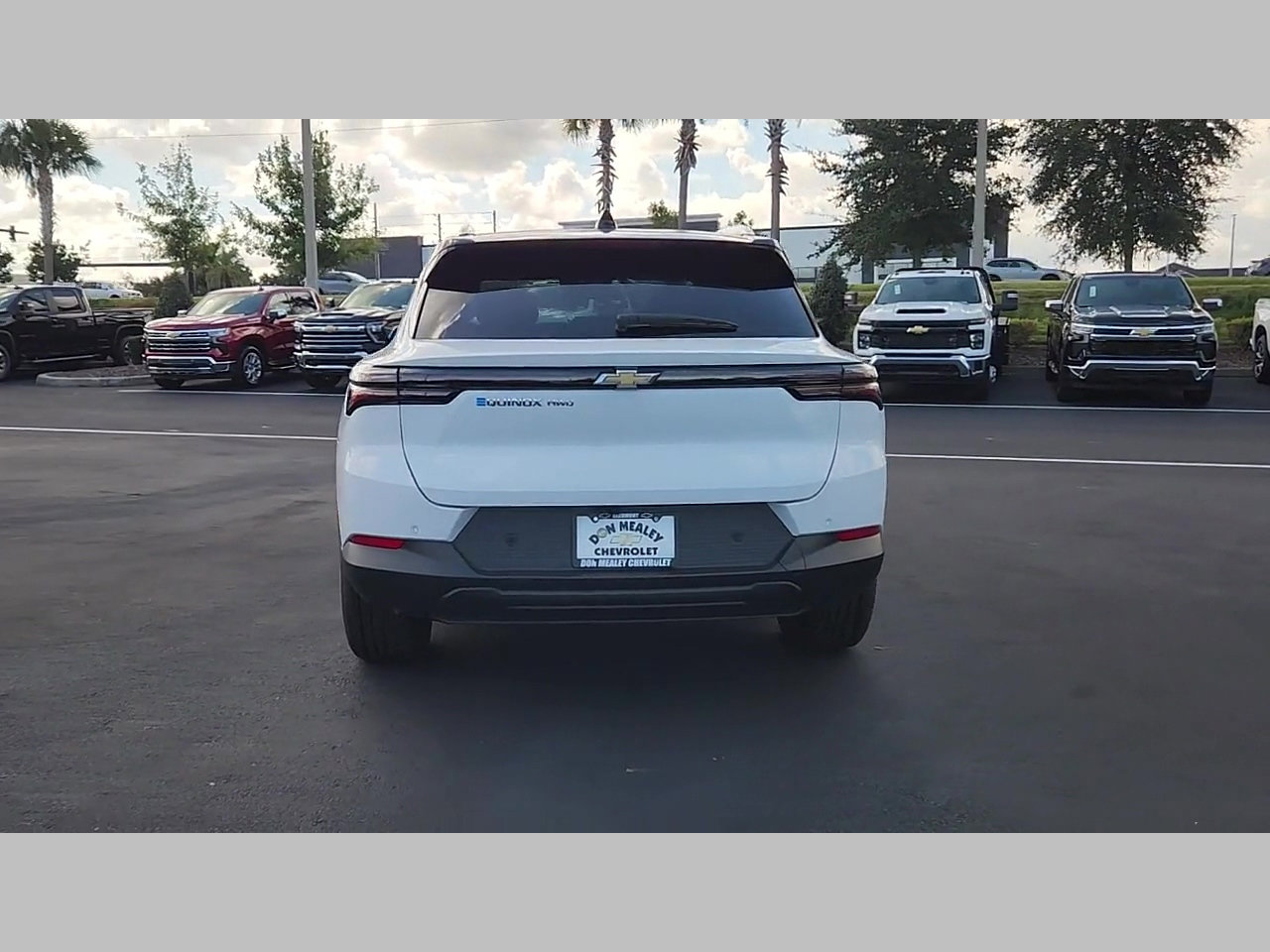 New 2026 Chevrolet Equinox EV LT image 20