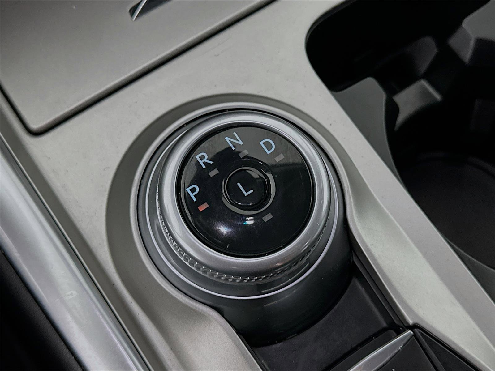 Used 2024 Ford Explorer XLT w/ Equipment Group 202A image 17