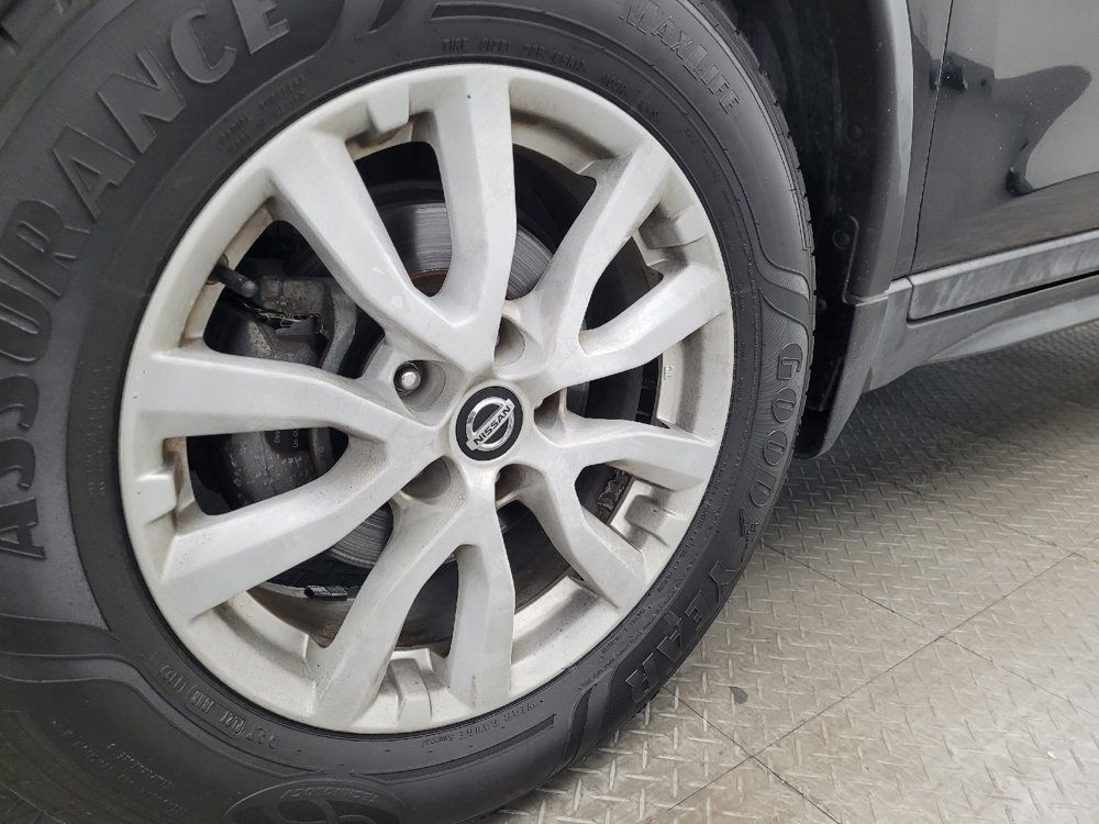 Used 2019 Nissan Rogue S w/ Special Edition Package image 31