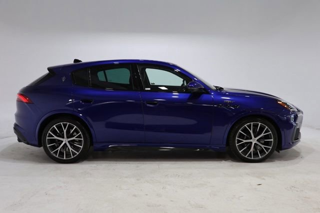 Used 2024 Maserati Grecale Trofeo AWD/4WD image 9