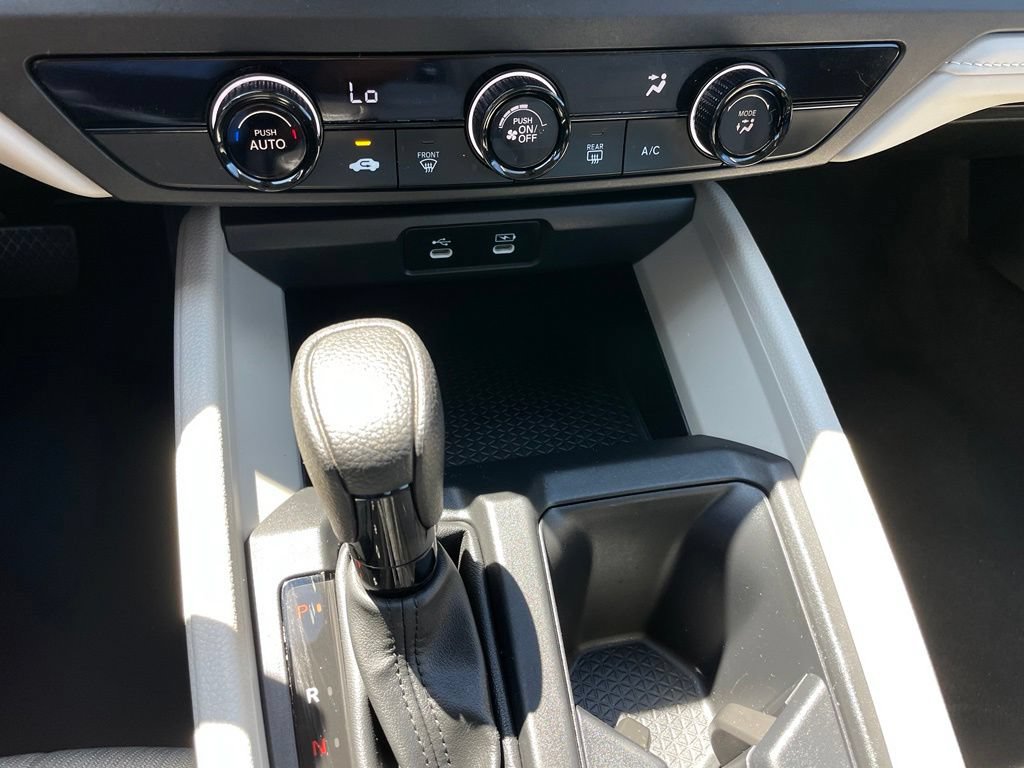 Certified 2025 Honda Accord LX image 18
