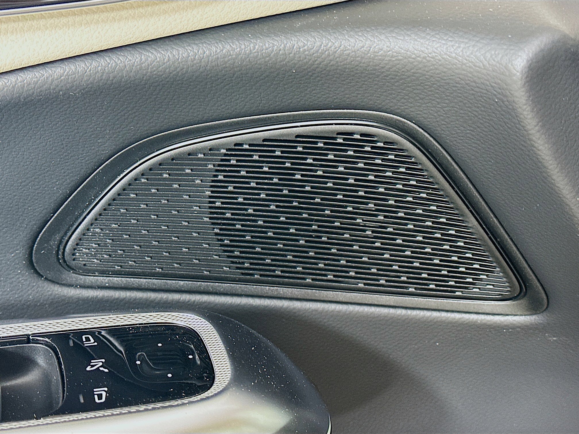 Used 2026 Mercedes-Benz E 350 4MATIC Sedan image 24