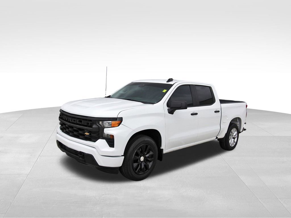 Used 2024 Chevrolet Silverado 1500 Custom image 2
