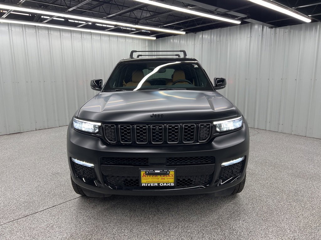 Used 2023 Jeep Grand Cherokee L Summit w/ High Altitude Package image 2