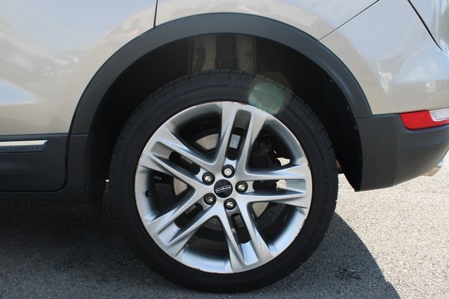 Used 2017 Lincoln MKC Reserve w/ Lincoln MKC Climate Package image 44