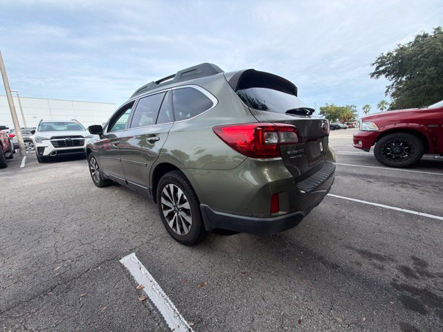 Used 2016 Subaru Outback 2.5i Limited AWD/4WD image 2
