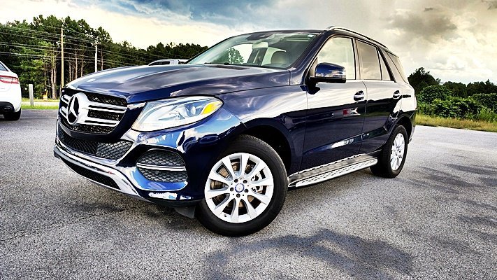 Used 2016 Mercedes-Benz GLE 300d 4MATIC image 1