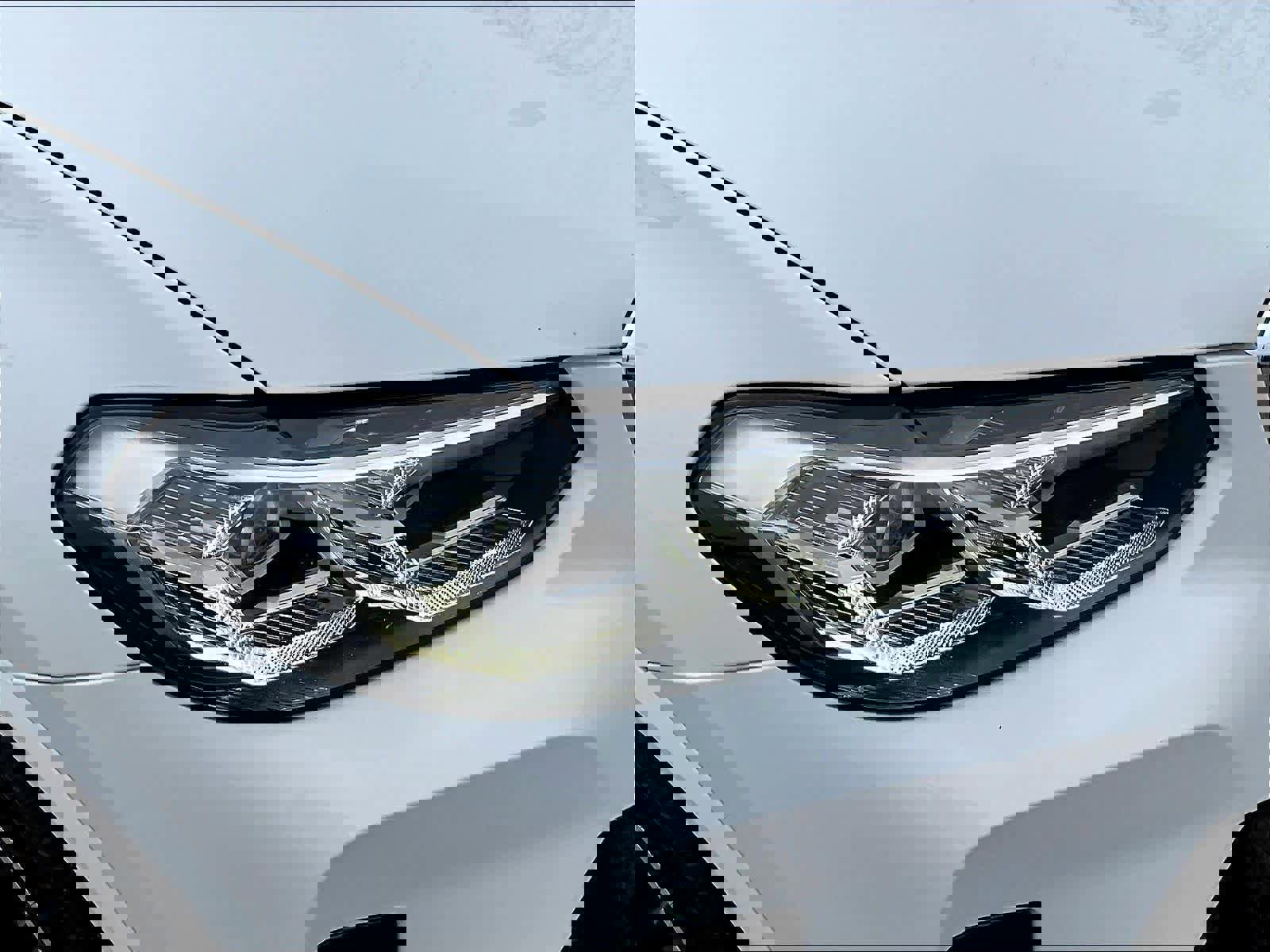 Used 2022 BMW X4 M40i w/ Parking Assistance Package AWD/4WD image 32