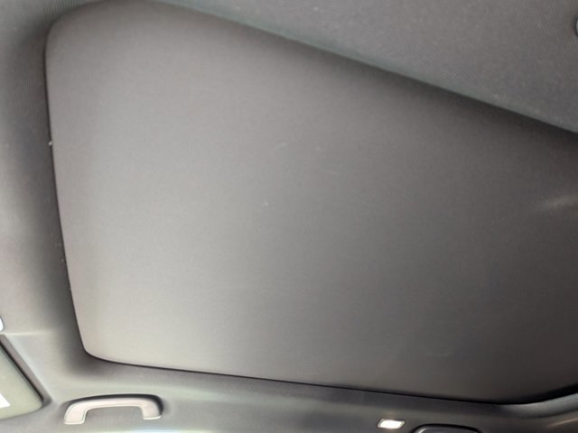 Used 2025 Honda Pilot Black Edition image 12