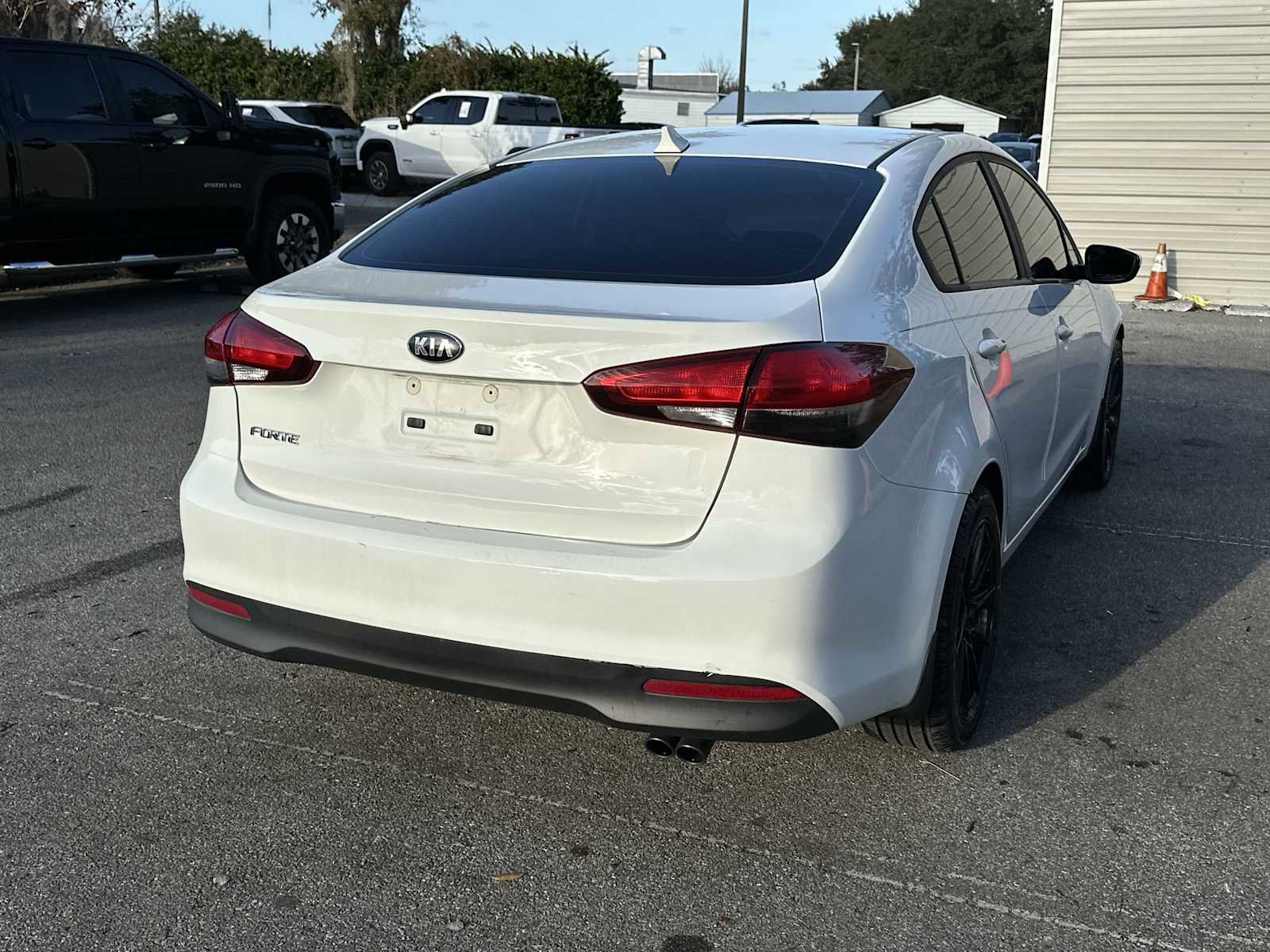 Used 2018 Kia Forte LX image 6
