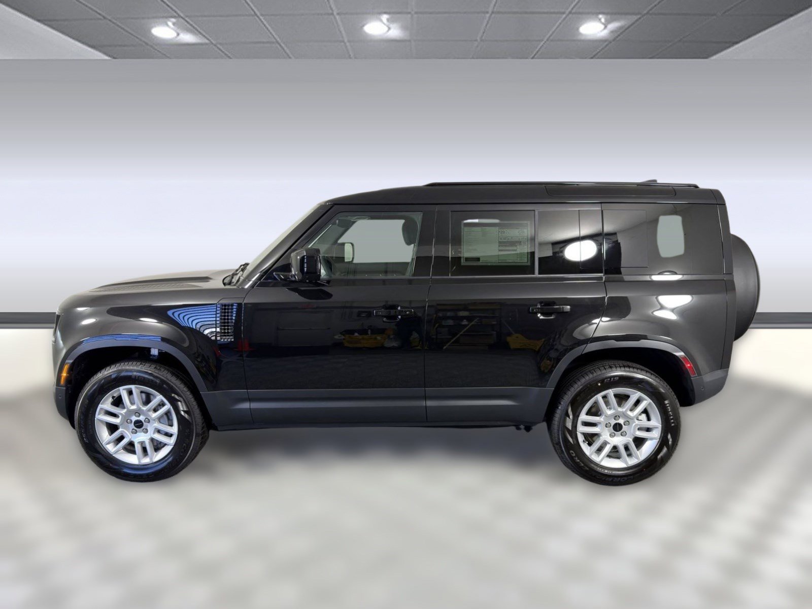 Used 2026 Land Rover Defender 110 S AWD/4WD image 2