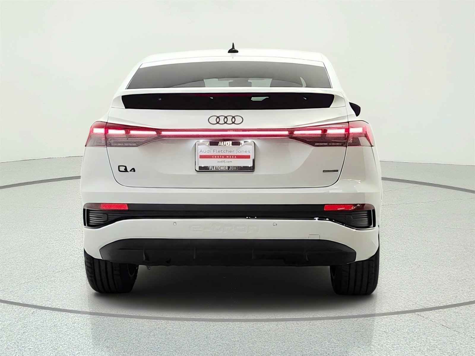 Used 2023 Audi Q4 e-tron Premium w/ Convenience Package AWD/4WD image 6