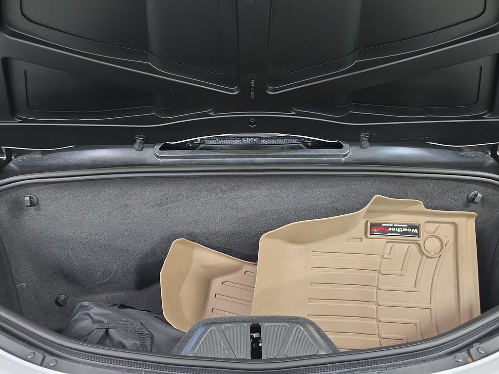Used 2023 Chevrolet Corvette Stingray Premium Conv w/ Battery Protection Package RWD image 30
