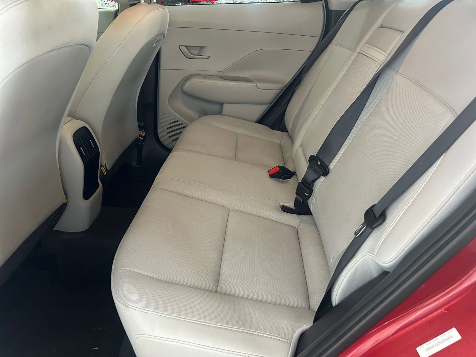 Used 2025 Hyundai Kona SEL image 27