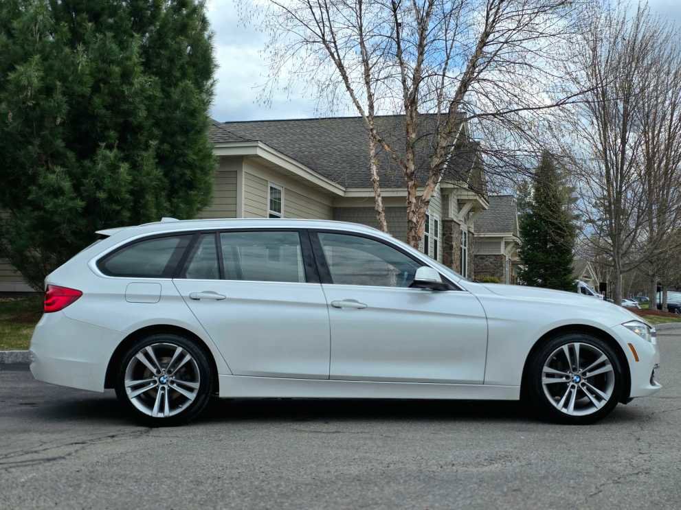 Used 2016 BMW 328i xDrive Wagon image 13