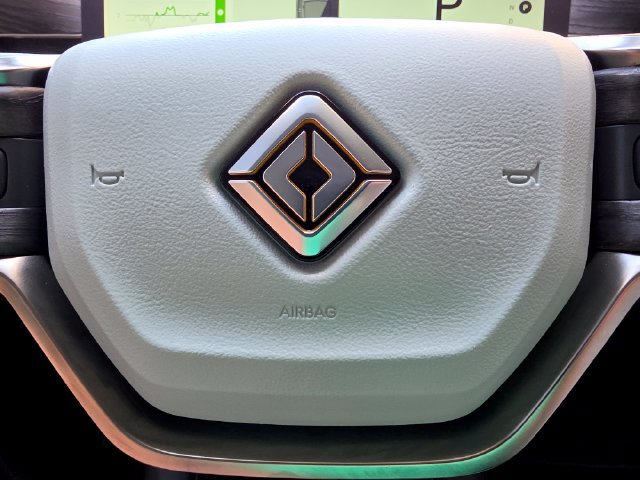 Used 2023 Rivian R1S Launch Edition Quad AWD/4WD image 58