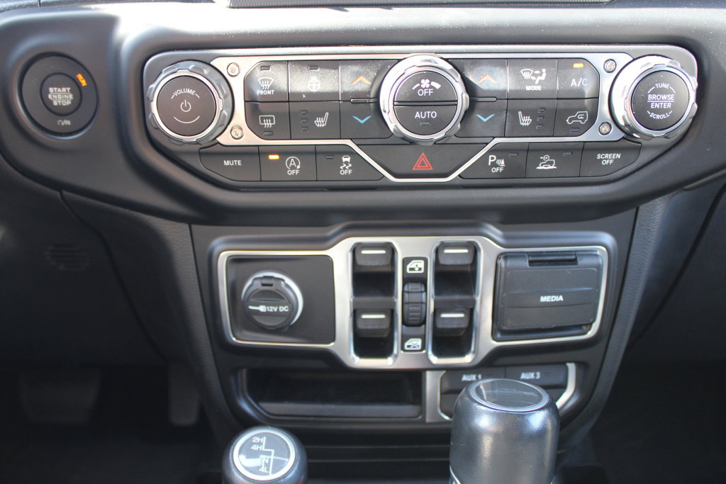 Used 2020 Jeep Gladiator Overland AWD/4WD image 17