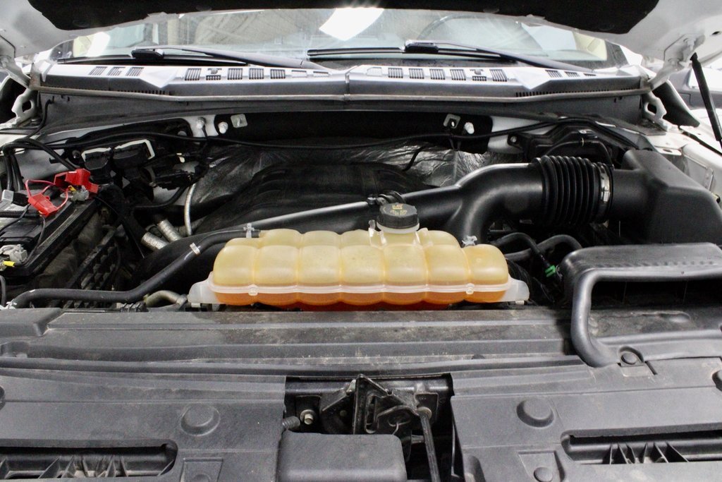 Used 2016 Ford F150 Lariat w/ Equipment Group 502A Luxury image 19