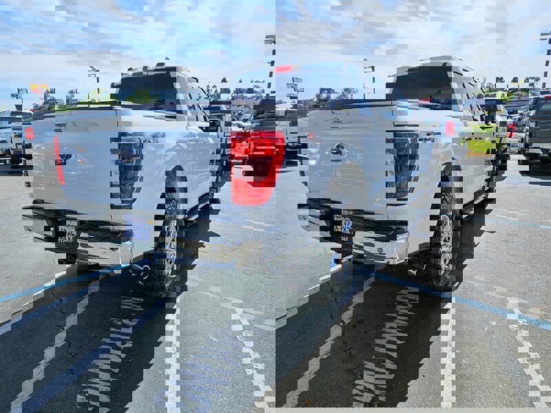 Used 2021 Ford F150 XLT w/ Equipment Group 302A High image 5