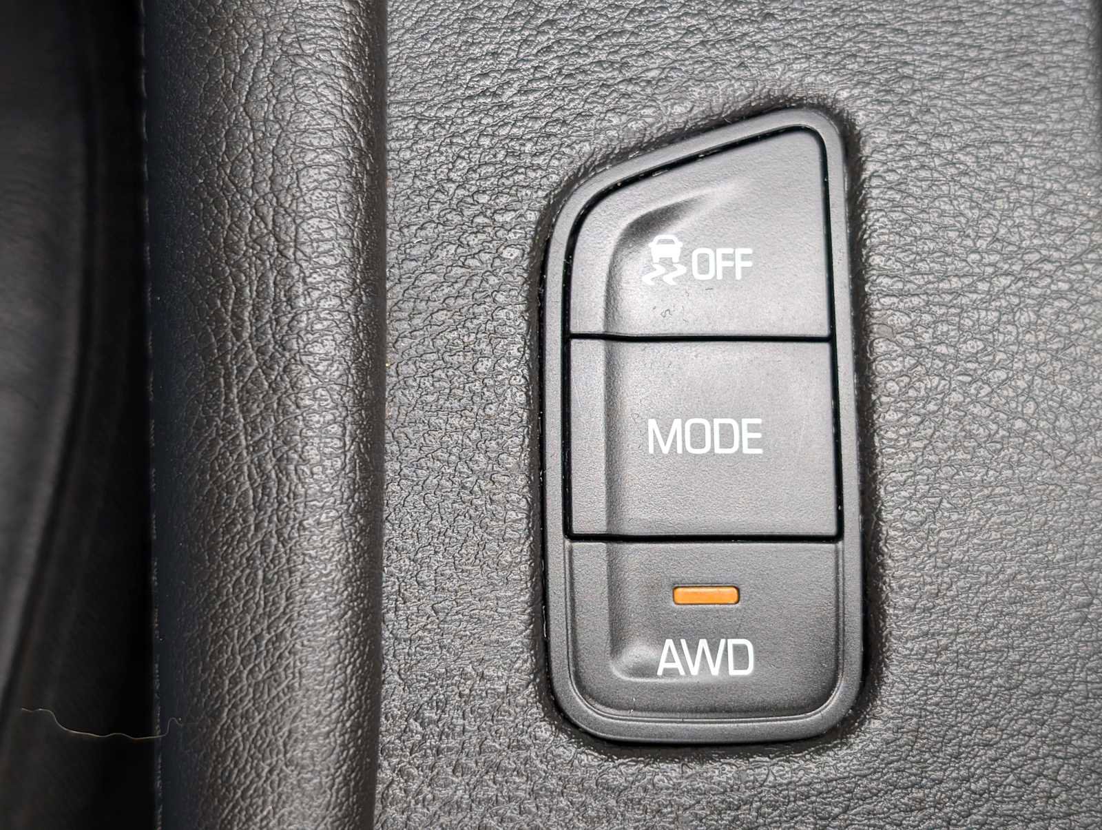 Used 2018 Cadillac XT5 Luxury w/ Driver Awareness Package AWD/4WD image 28