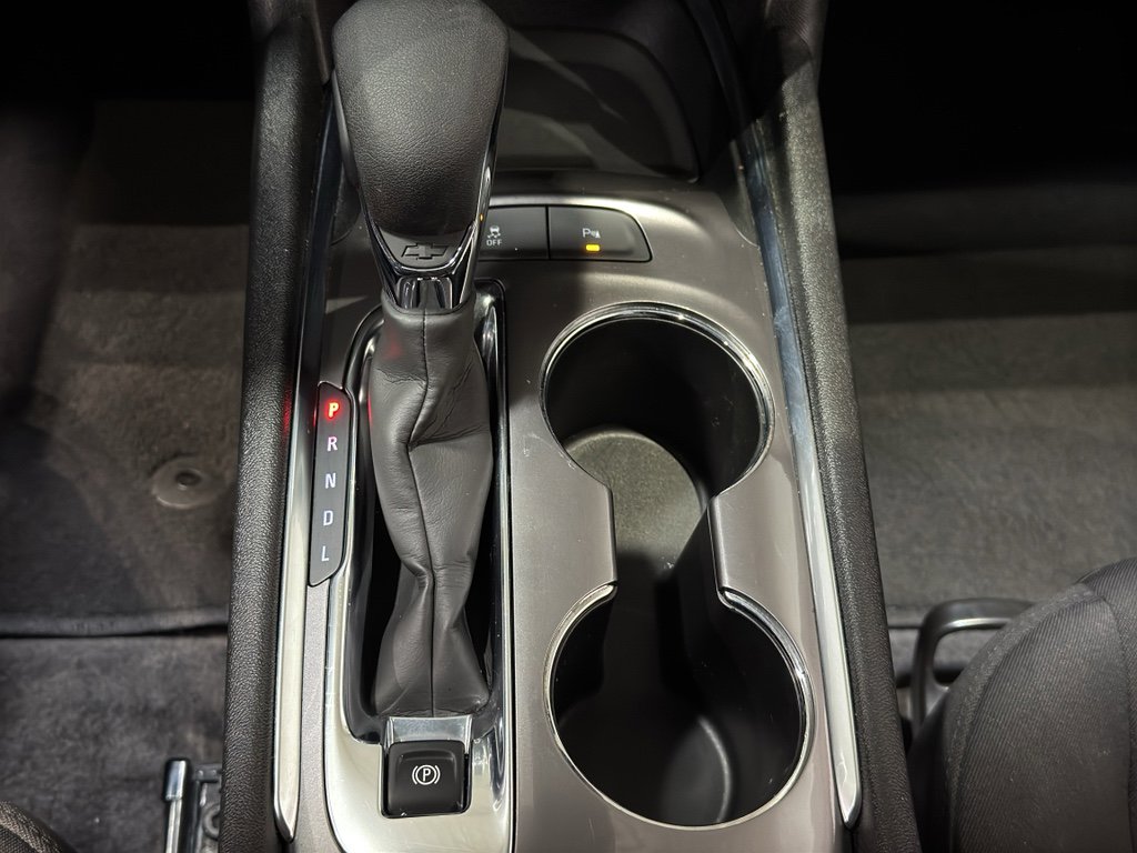 Used 2025 Chevrolet Malibu LT image 28