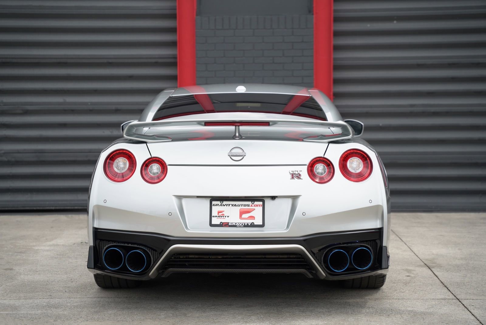 Used 2023 Nissan GT-R Premium w/ Floor Mat Package image 4