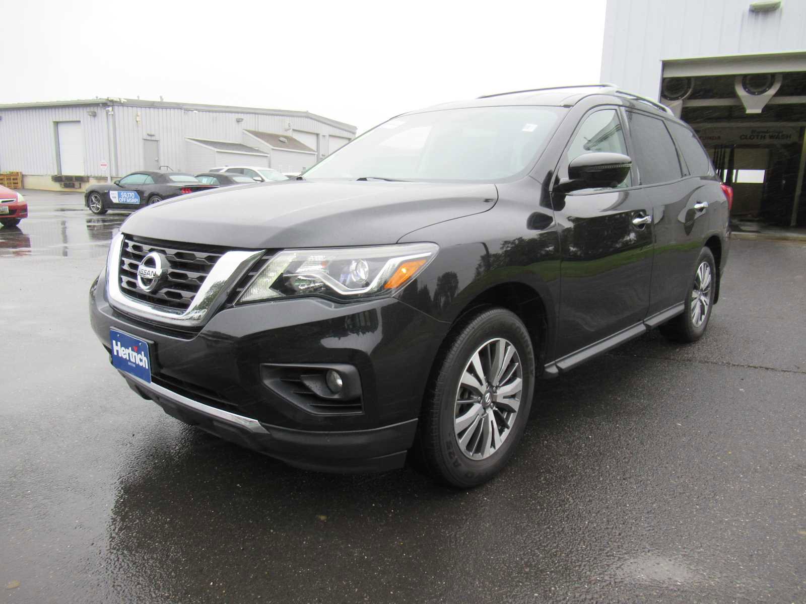Used 2020 Nissan Pathfinder SL