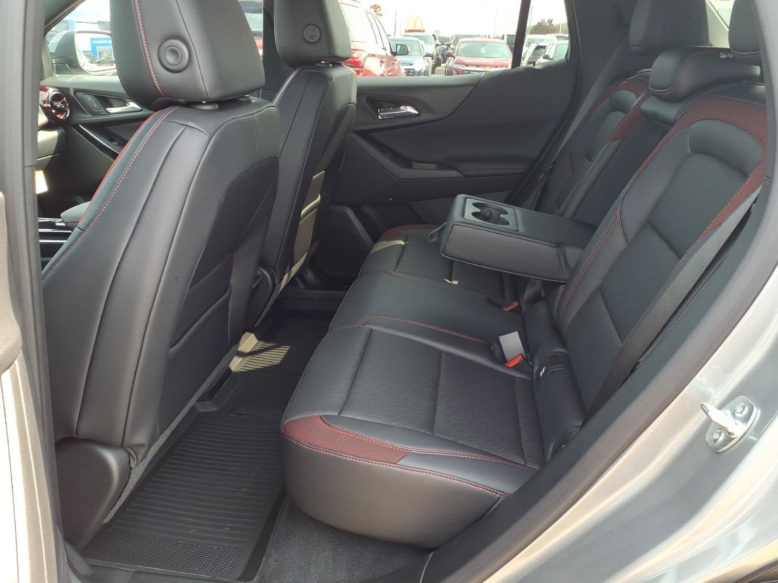 New 2027 Chevrolet Equinox RS w/ LPO, Floor Liner Package AWD/4WD image 6