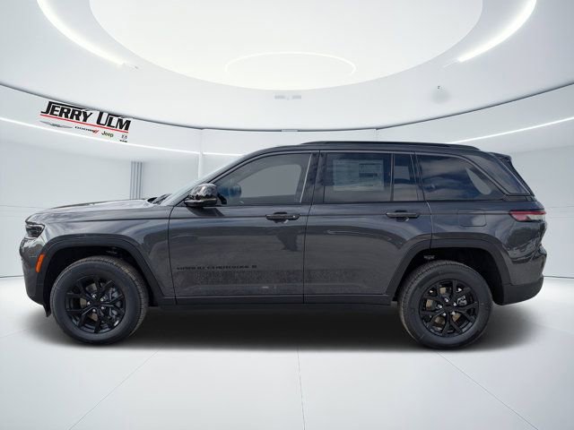 New 2026 Jeep Grand Cherokee Altitude image 6