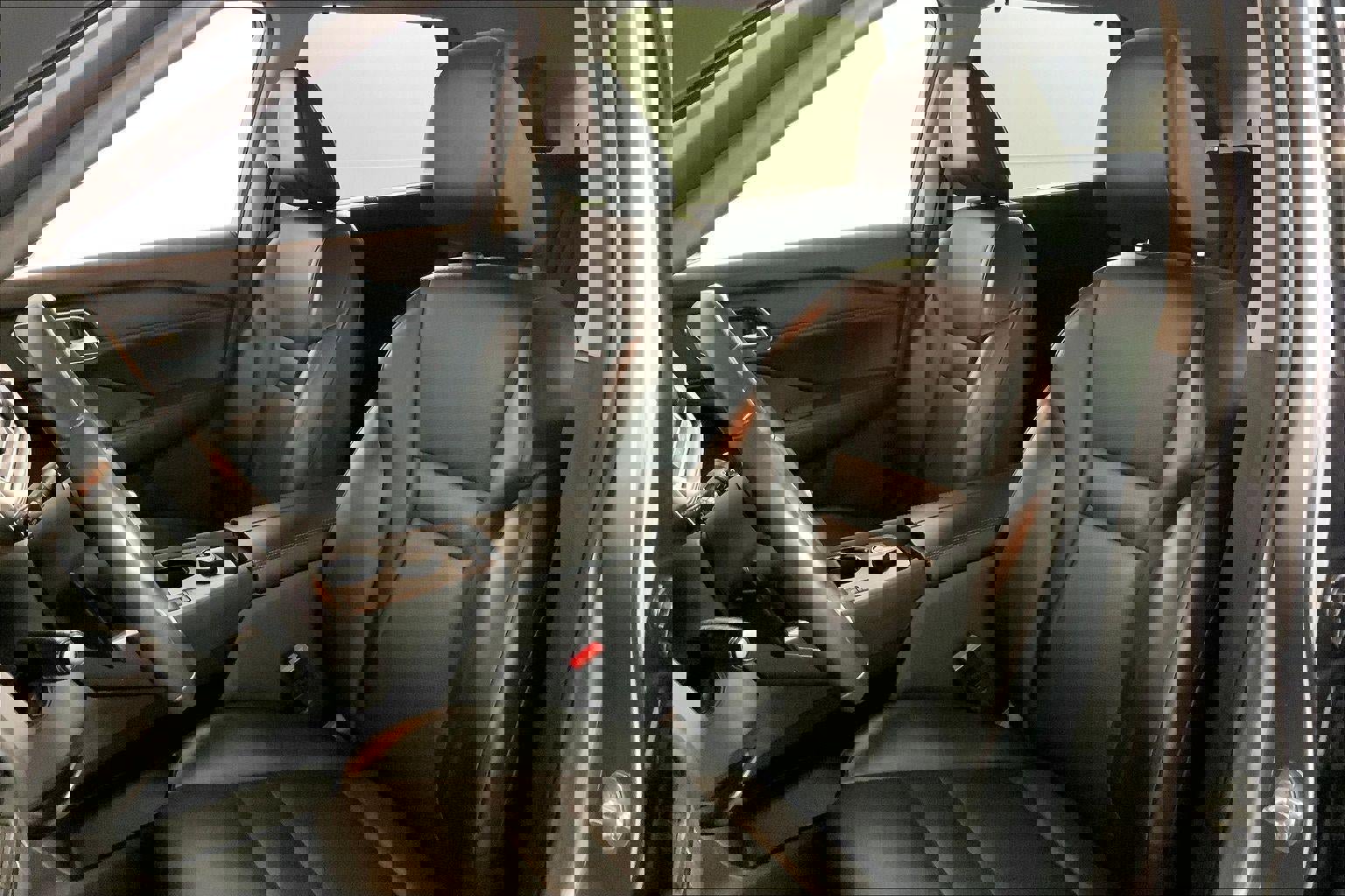 Used 2021 Nissan Rogue SV w/ Premium Package image 22