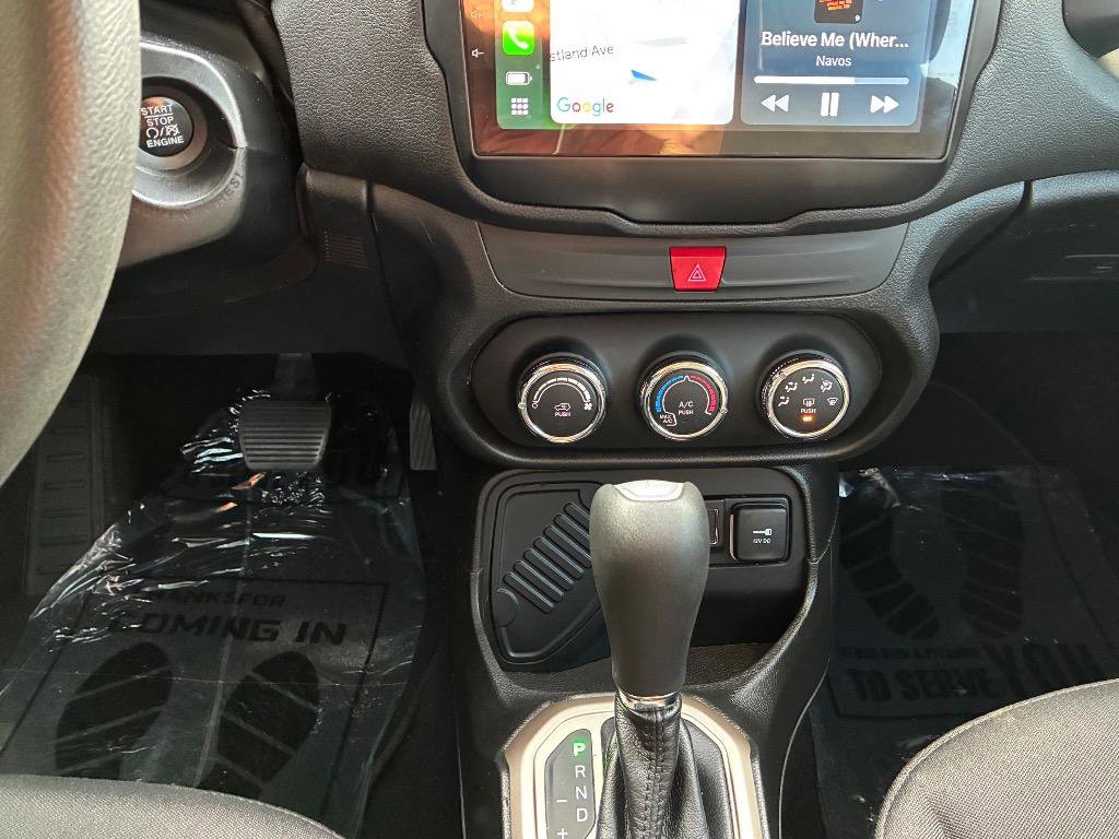 Used 2017 Jeep Renegade Sport w/ Power & Air Group image 11