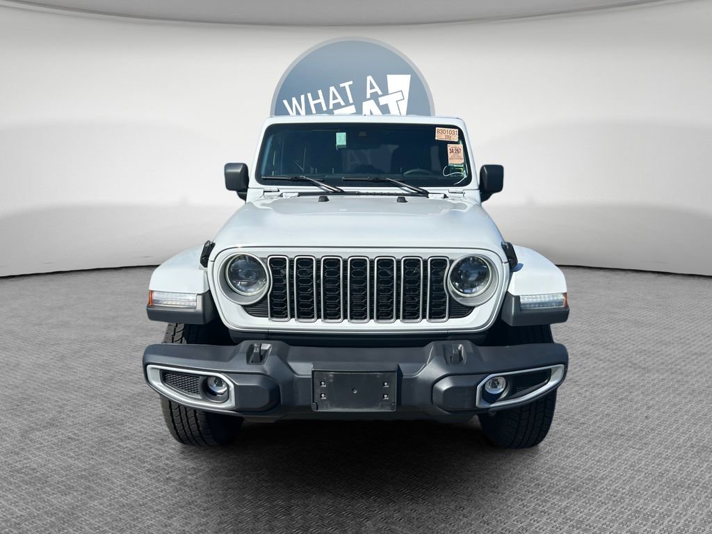 Certified 2025 Jeep Wrangler Unlimited Sahara AWD/4WD image 9