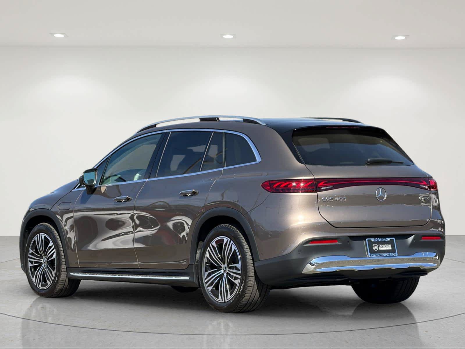 New 2027 Mercedes-Benz EQS 400 4MATIC SUV image 3