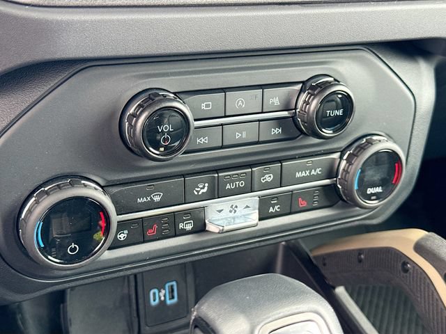 Certified 2025 Ford Bronco Badlands AWD/4WD image 22
