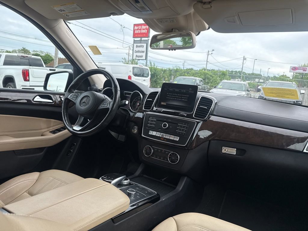 Used 2019 Mercedes-Benz GLS 450 4MATIC image 26