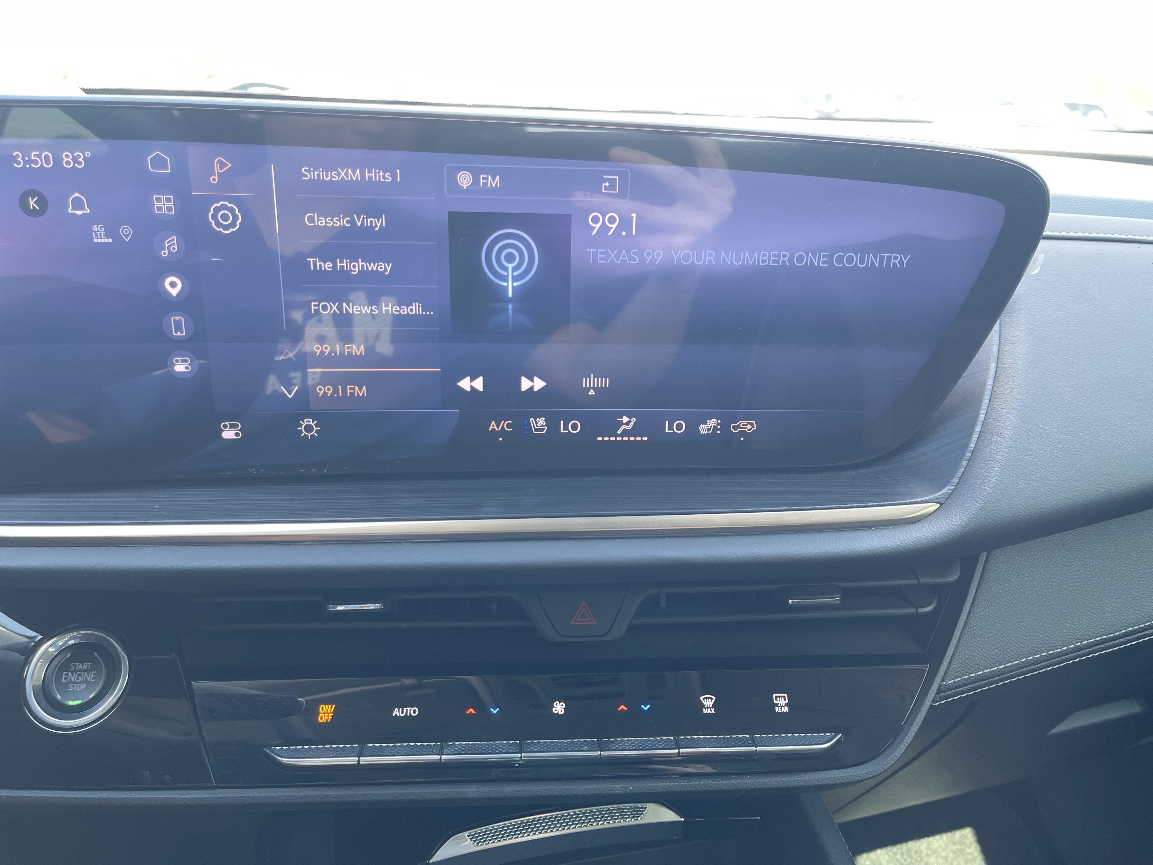 Used 2024 Buick Envision Avenir AWD/4WD image 25
