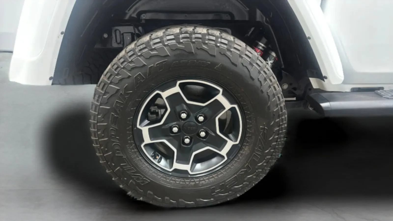 Used 2022 Jeep Gladiator Mojave w/ Safety Group AWD/4WD image 26