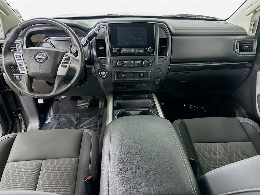 Used 2024 Nissan Titan SV w/ SV Convenience Package image 25