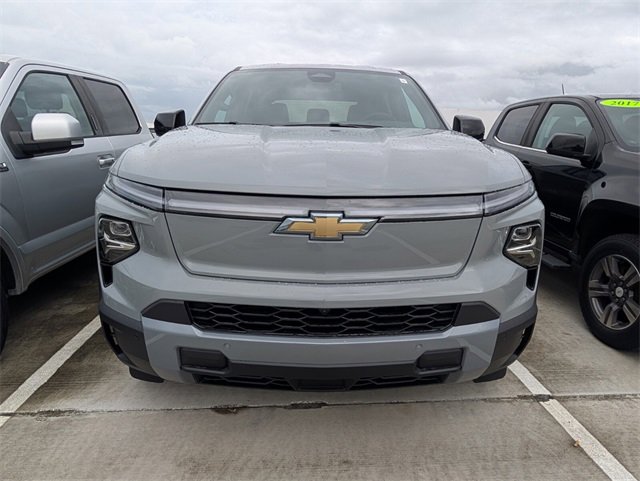 New 2026 Chevrolet Silverado EV LT w/ Plus Package image 3