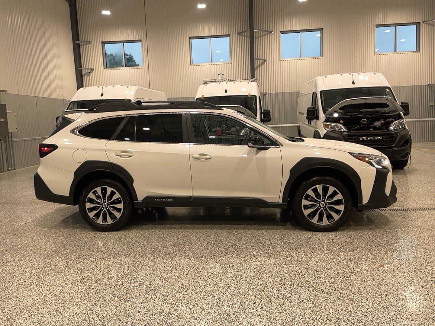 Used 2024 Subaru Outback Limited AWD/4WD image 4